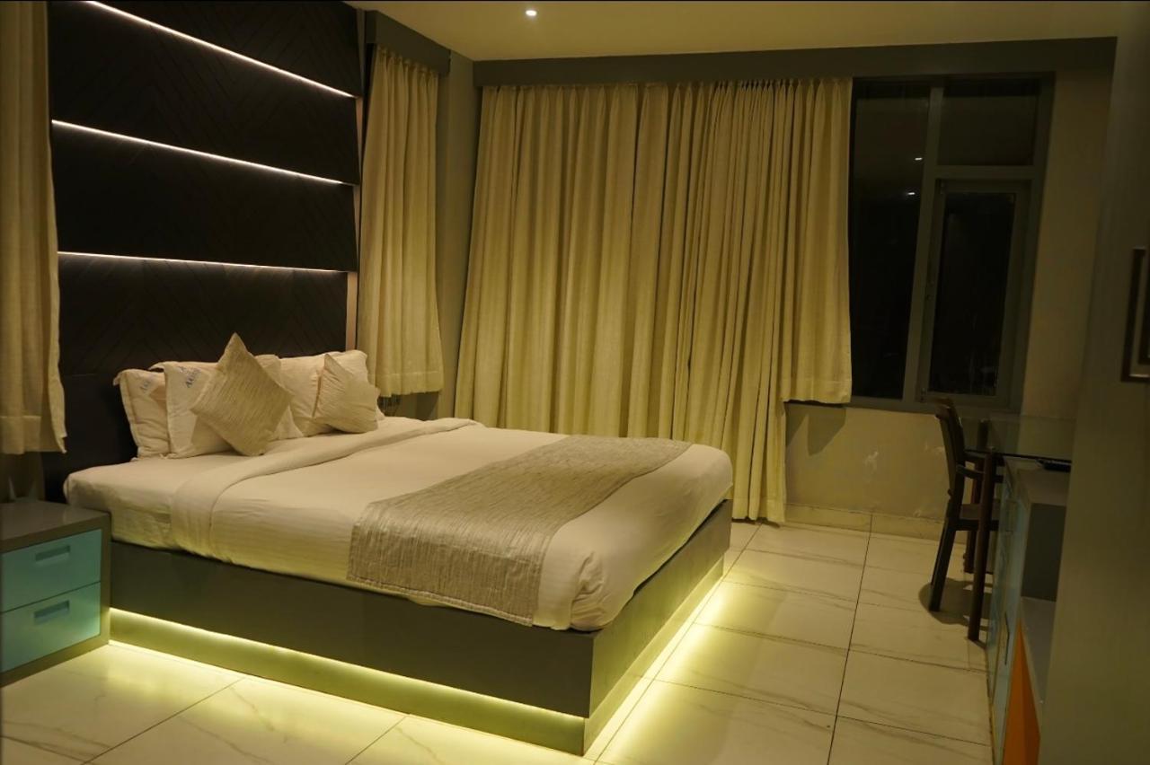Nt Hotels And Resorts Akridha Пондичери Екстериор снимка