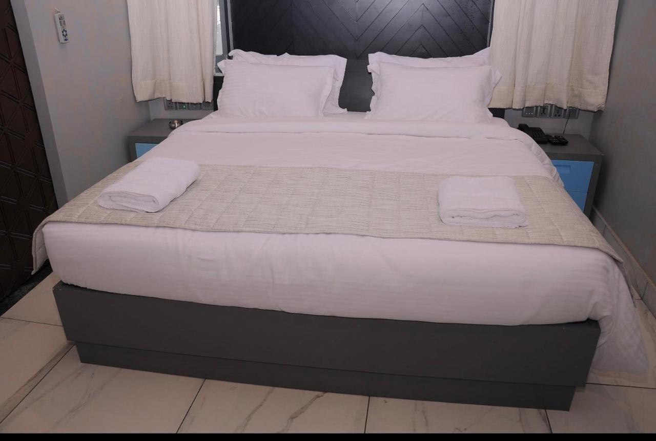 Nt Hotels And Resorts Akridha Пондичери Екстериор снимка