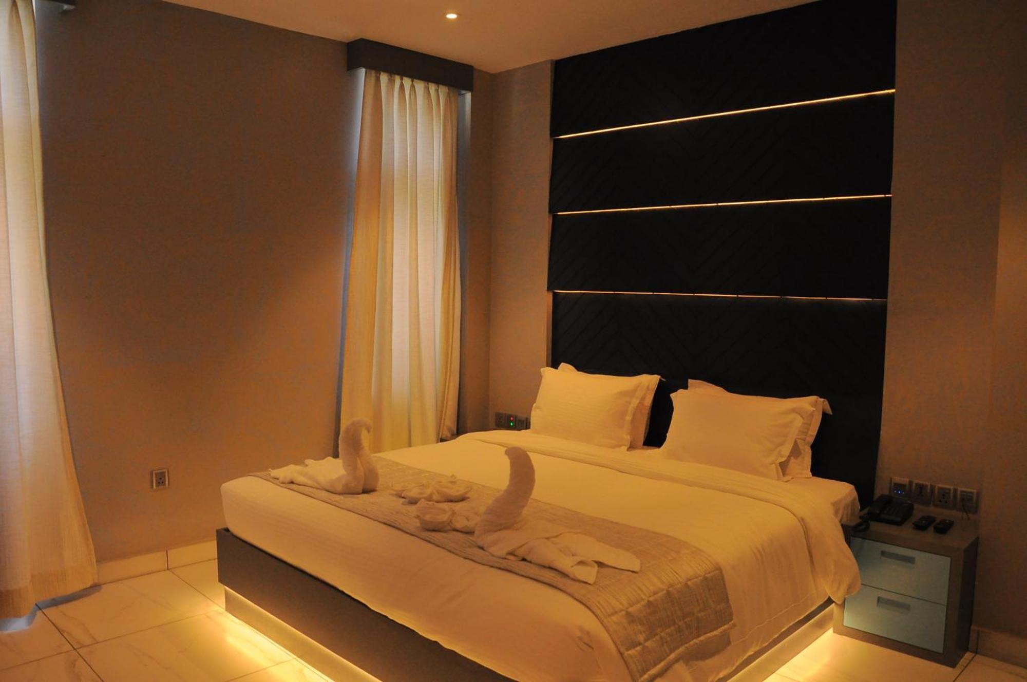 Nt Hotels And Resorts Akridha Пондичери Екстериор снимка