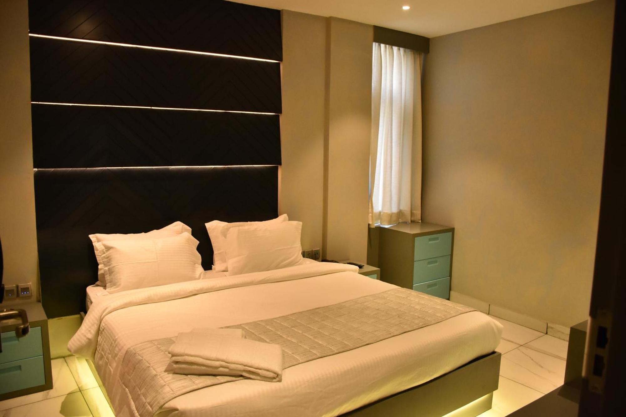 Nt Hotels And Resorts Akridha Пондичери Екстериор снимка