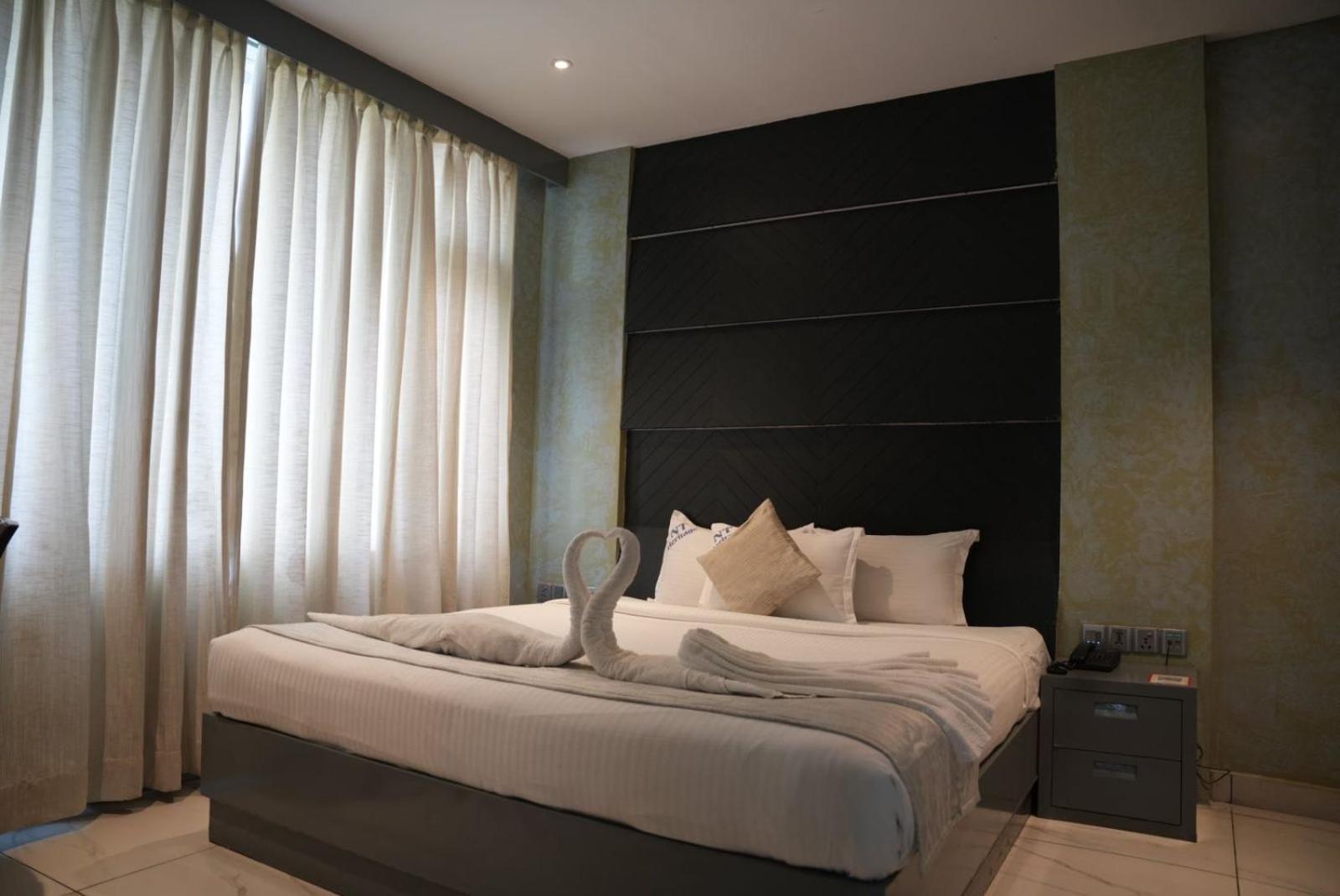 Nt Hotels And Resorts Akridha Пондичери Екстериор снимка